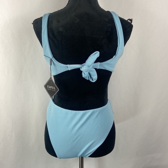 Zaful Light Blue Textured Cutout Women’s Swimsuit with Removable Pads - Picture 2 of 10